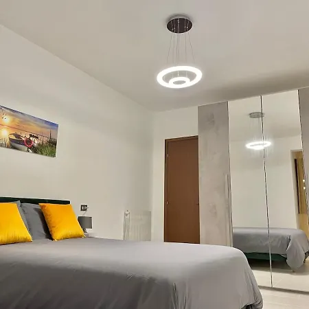 Diffuso Borgo Piovere, Le Cascate Balcony Lakeview *